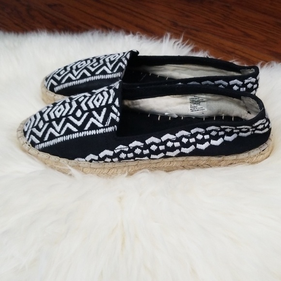 GAP Espadrilles Shoes - Picture 4 of 6